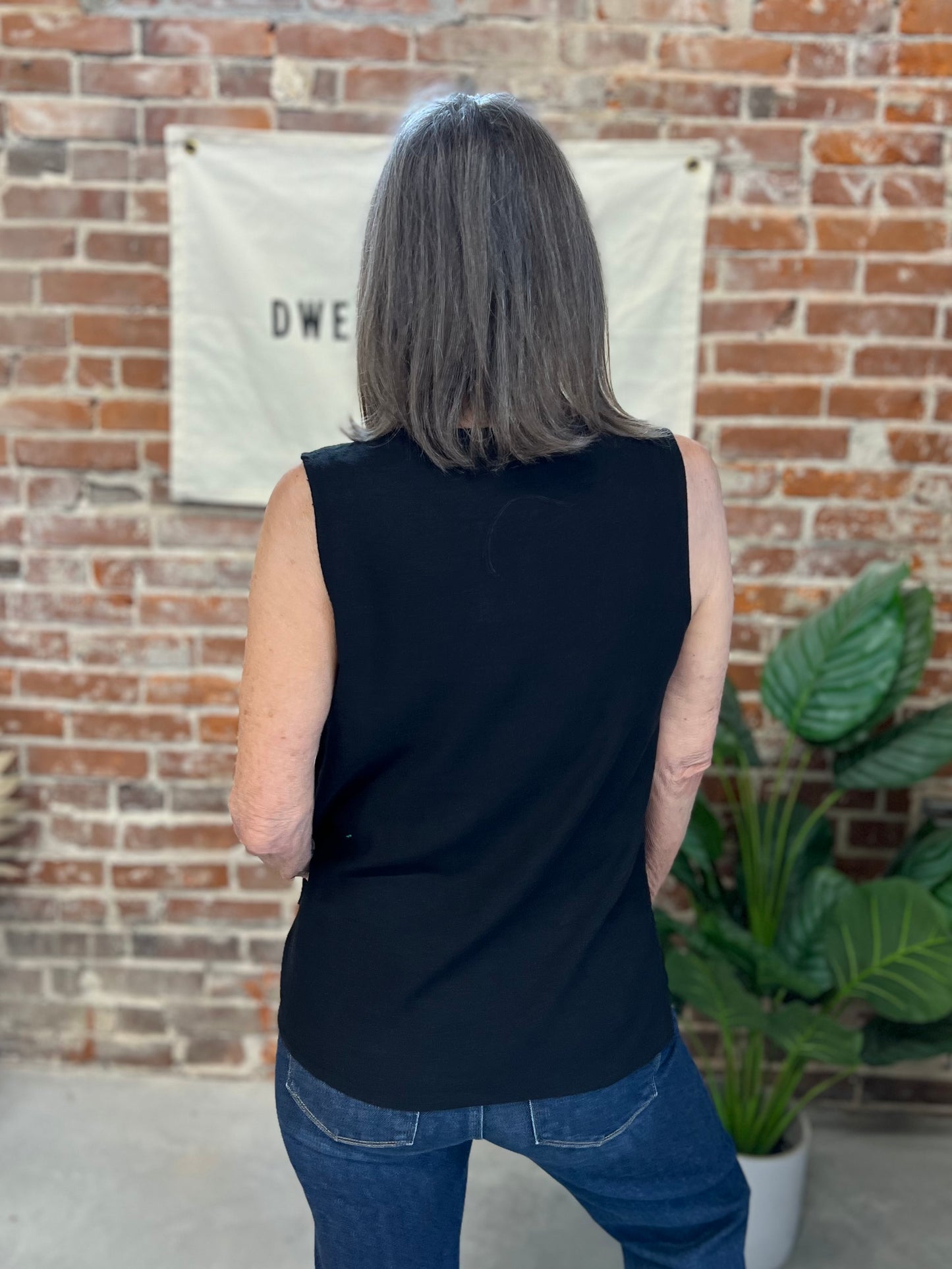 Solene Vest - Black