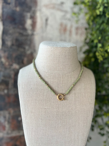 Clover Beaded Neckace