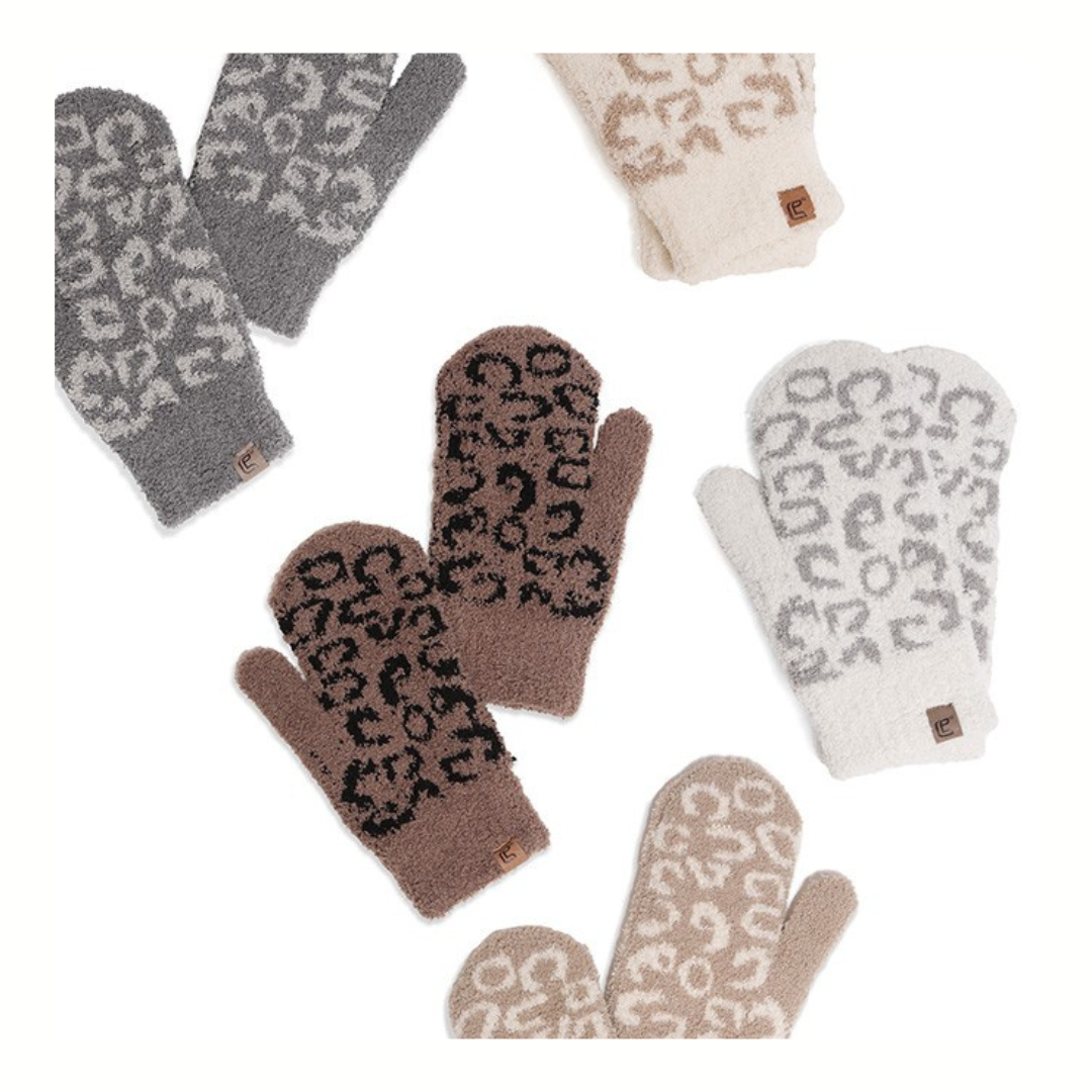 C.C. Leopard Gloves