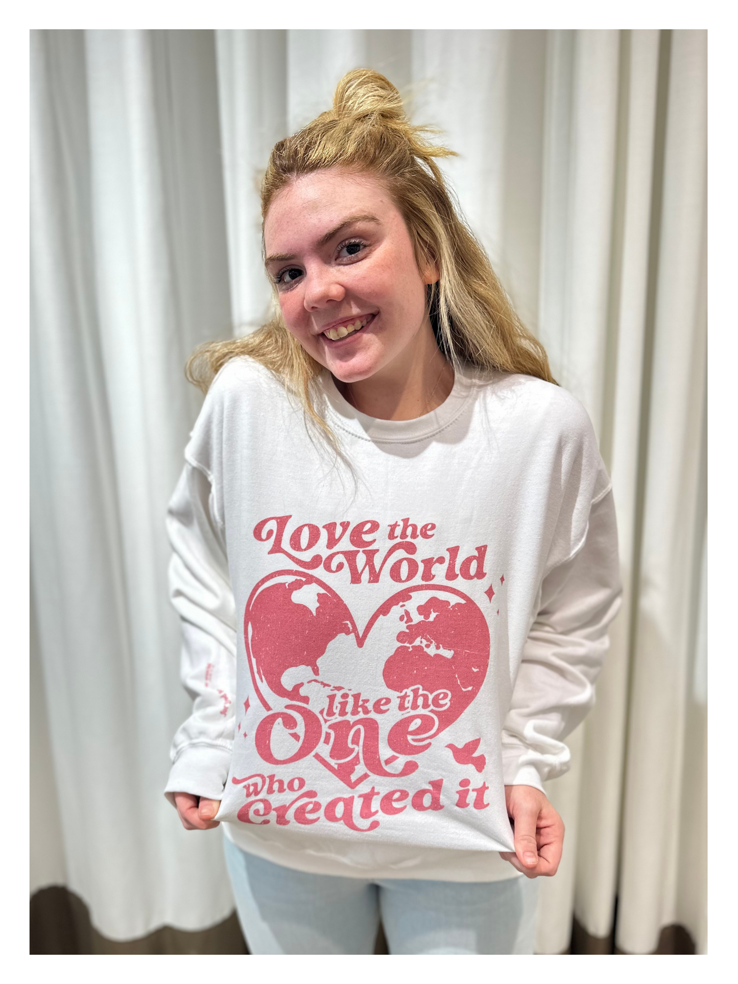 Love the World Pullover