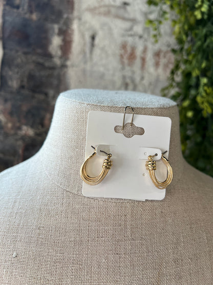 Polly Hoops
