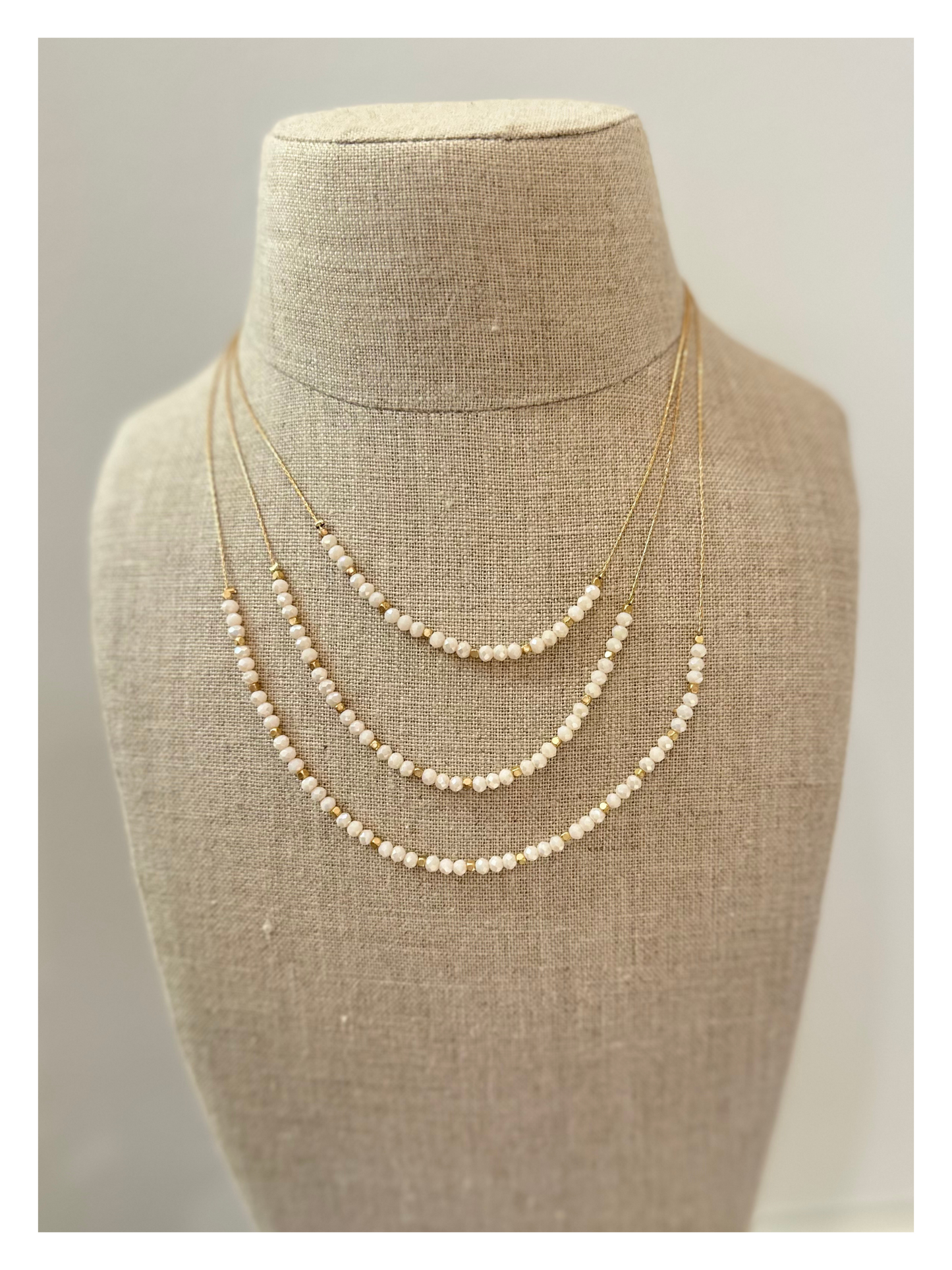 Spring Layer Necklace - White